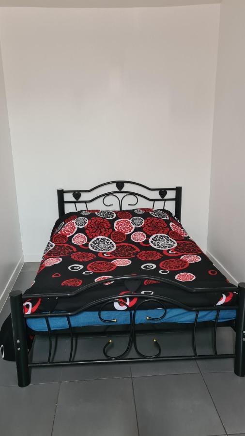 Logesty Home Proche Paris Et Metro Pantin Exterior photo
